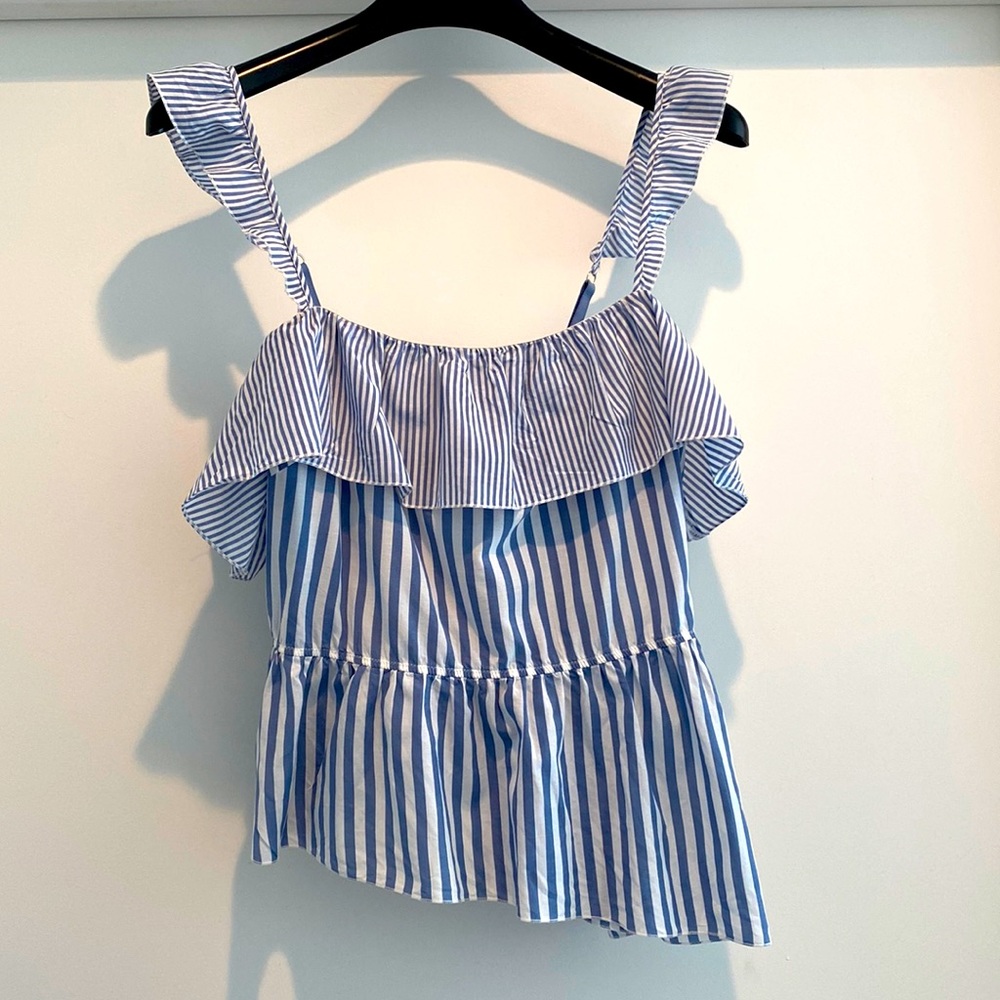 Victoria’s Secret, A-symmetrical tank